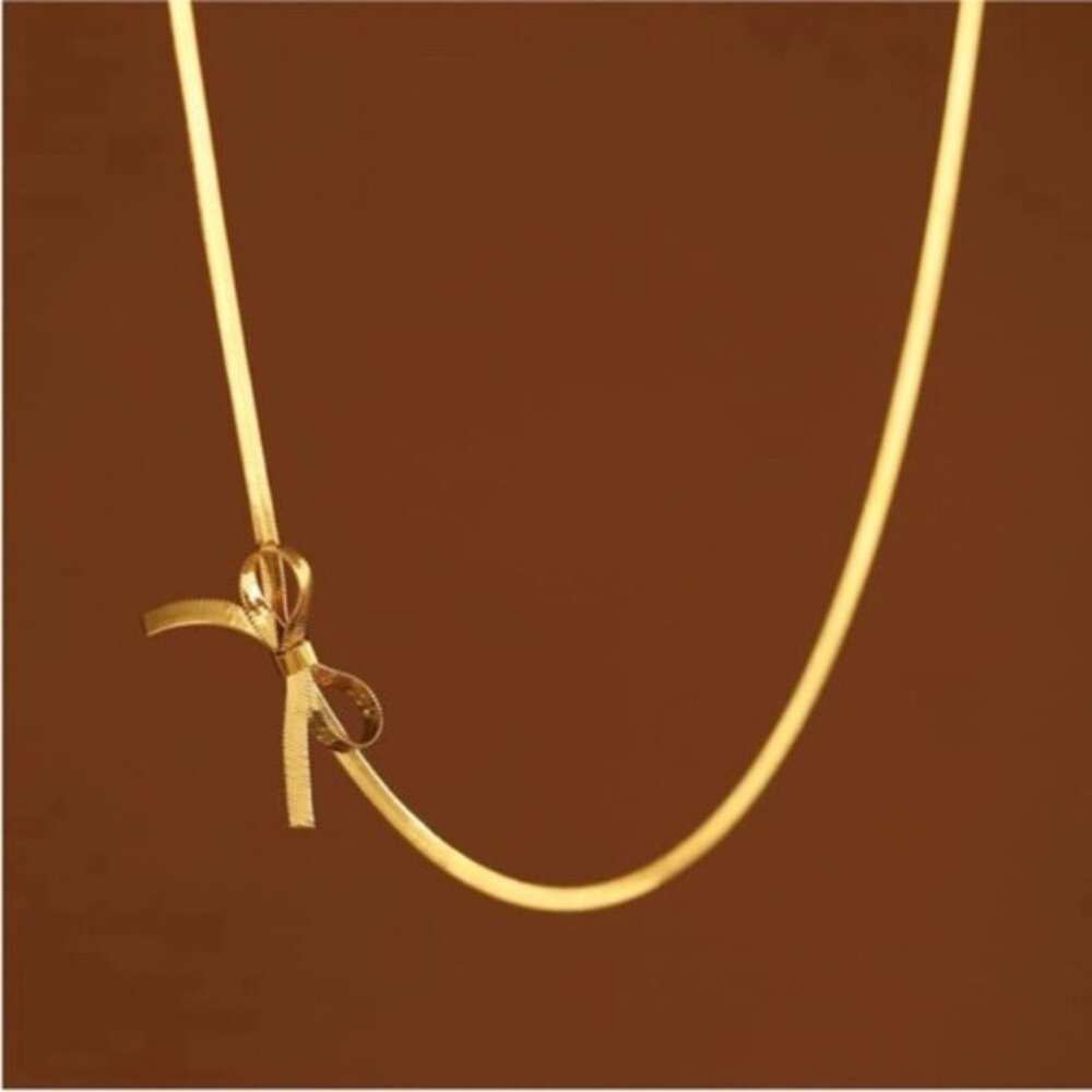 New! Gold Bow Snake Chain Choker Necklace NWOT - Picture 2 of 2